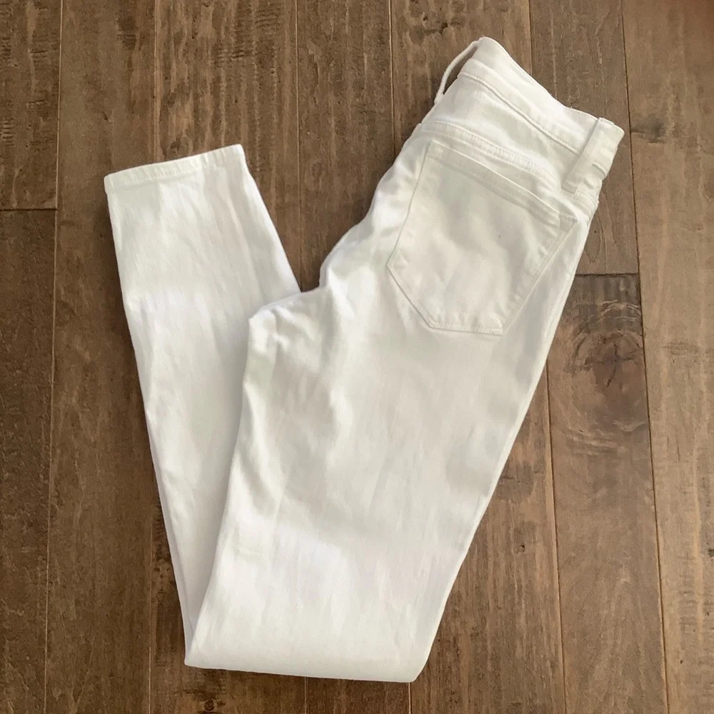 J. Crew White Skinny Jeans Classic Minimalist Design, 26